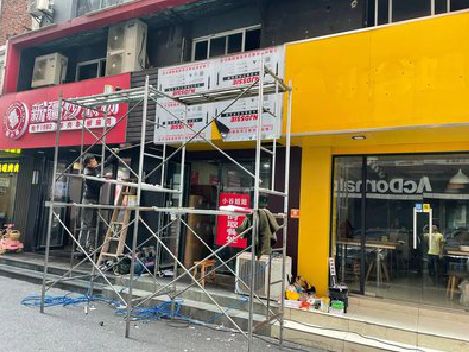 迪庆制作广告招牌如何避免它发黄？